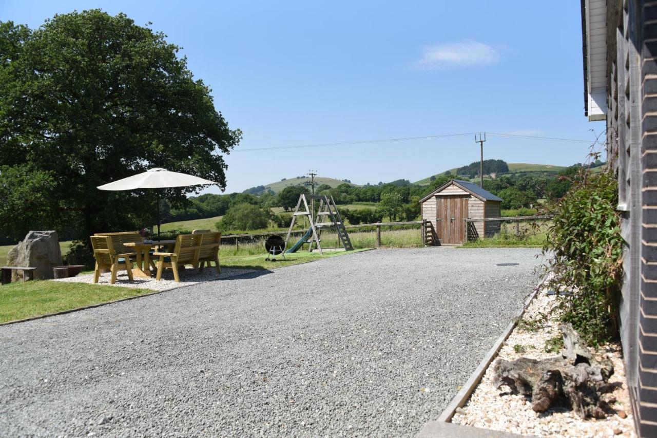 LlanyreMaen Llwyd别墅 外观 照片